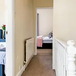 Hytte The Warwick - Quaint Victorian With Free Parking