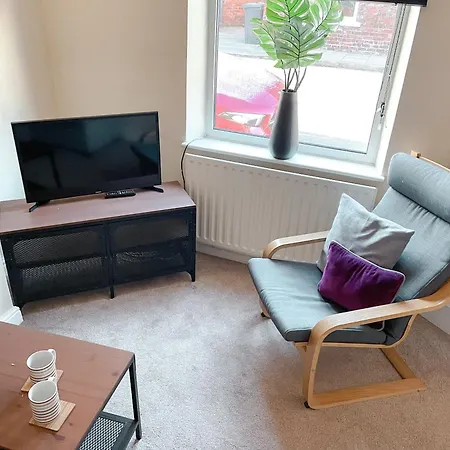 Lodge The Warwick - Quaint Victorian With Free Parking *