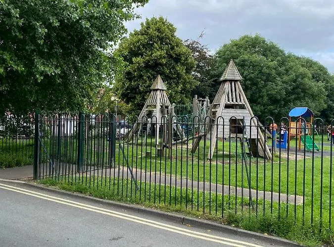 The Warwick - Quaint Victorian With Free Parking Lodge York