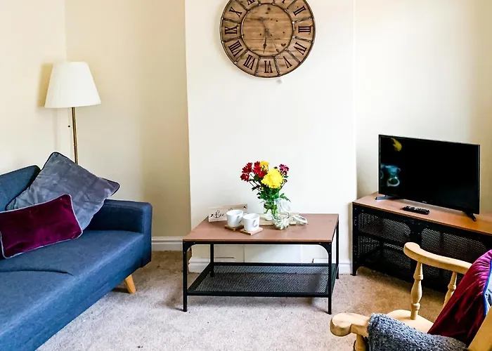 Lodge The Warwick - Quaint Victorian With Free Parking