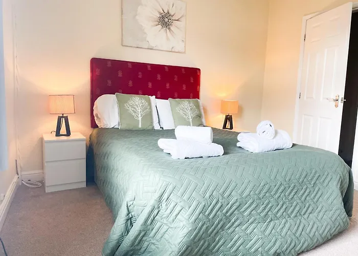 Lodge The Warwick - Quaint Victorian With Free Parking *