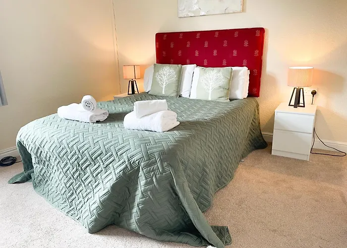 The Warwick - Quaint Victorian With Free Parking Lodge *