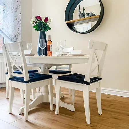 Hytte The Warwick - Quaint Victorian With Free Parking York