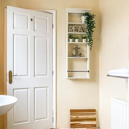 The Warwick - Quaint Victorian With Free Parking * York