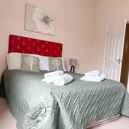 The Warwick - Quaint Victorian With Free Parking Hytte York