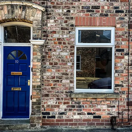The Warwick - Quaint Victorian With Free Parking Hytte